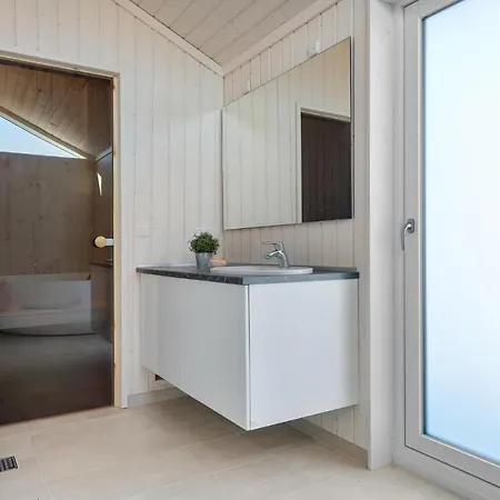 Nice In With 4 Bedrooms, Sauna And Wifi オルダー