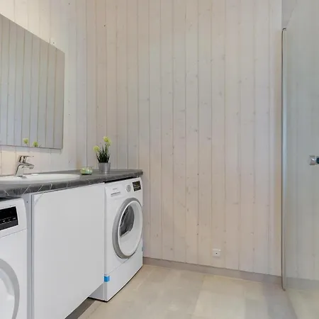 Nice In With 4 Bedrooms, Sauna And Wifi オルダー
