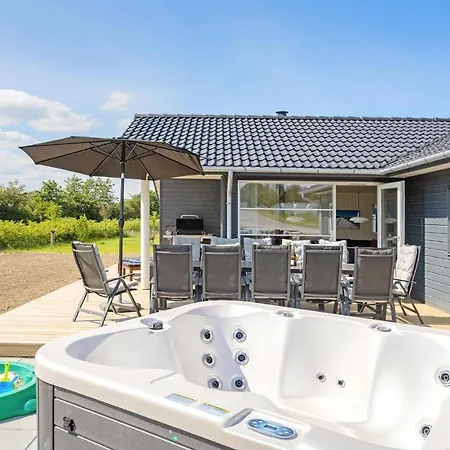 別荘 Nice In With 4 Bedrooms, Sauna And Wifi オルダー